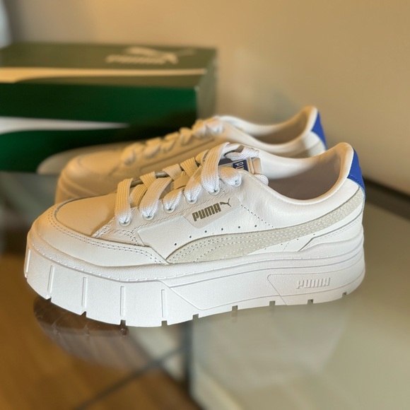 NWT - Puma Mayze Stack Leather Women's Sneakers - US 6.5 - Picture 2 of 6